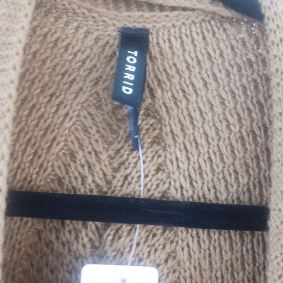 Torrid Textured Knit Dolman camel Wrap size 1/2X - Picture 5 of 7